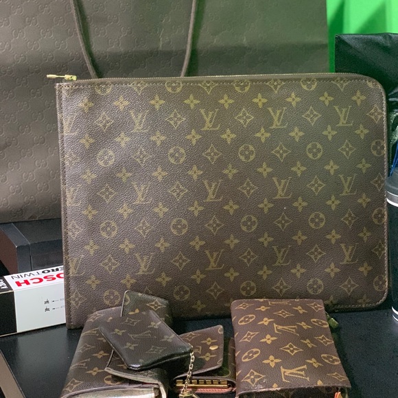 louis vuitton laptop sleeve